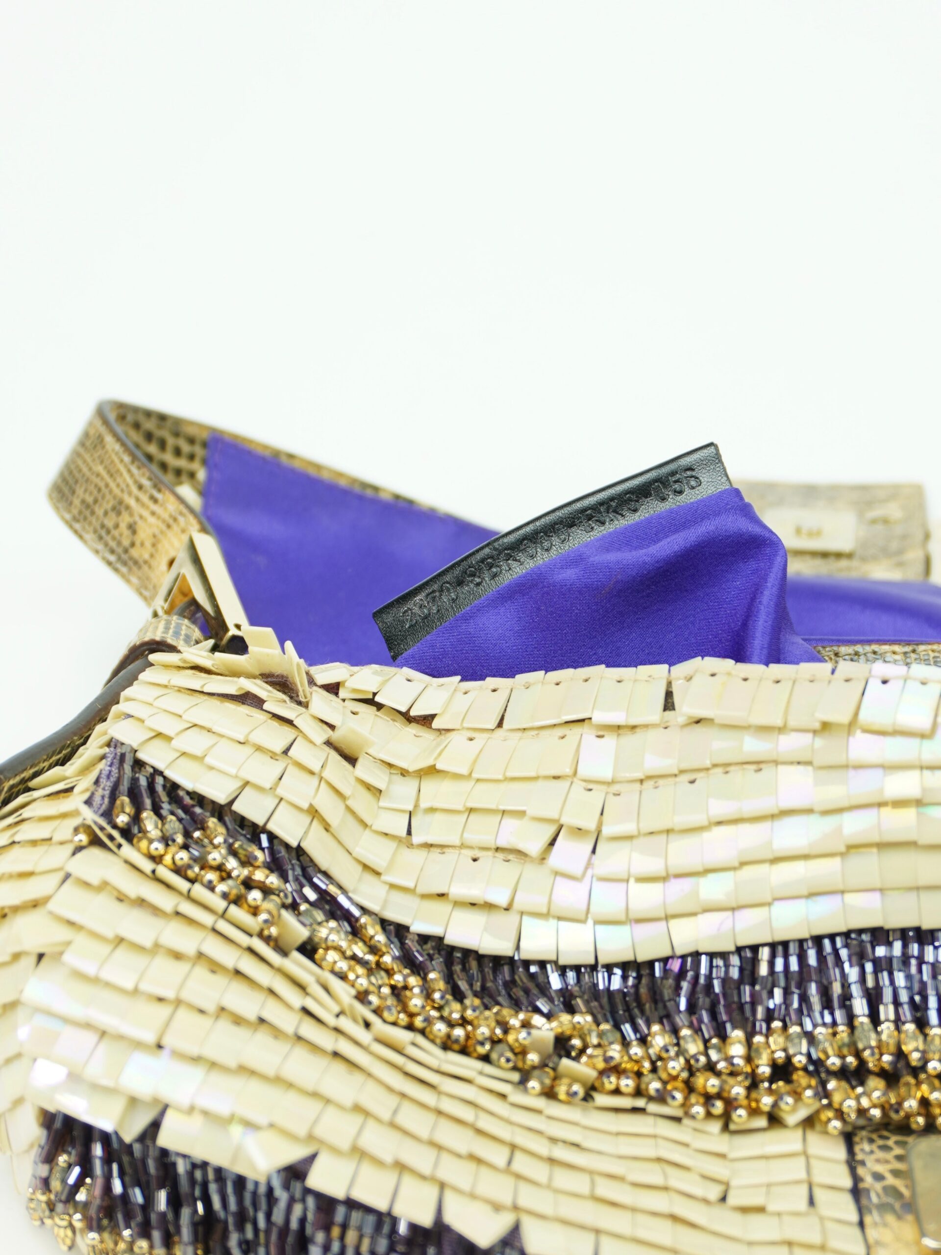 FENDI MOTHER OF PEARL BEADED BAGUETTE WITH LIZARD TRIM - Image 14