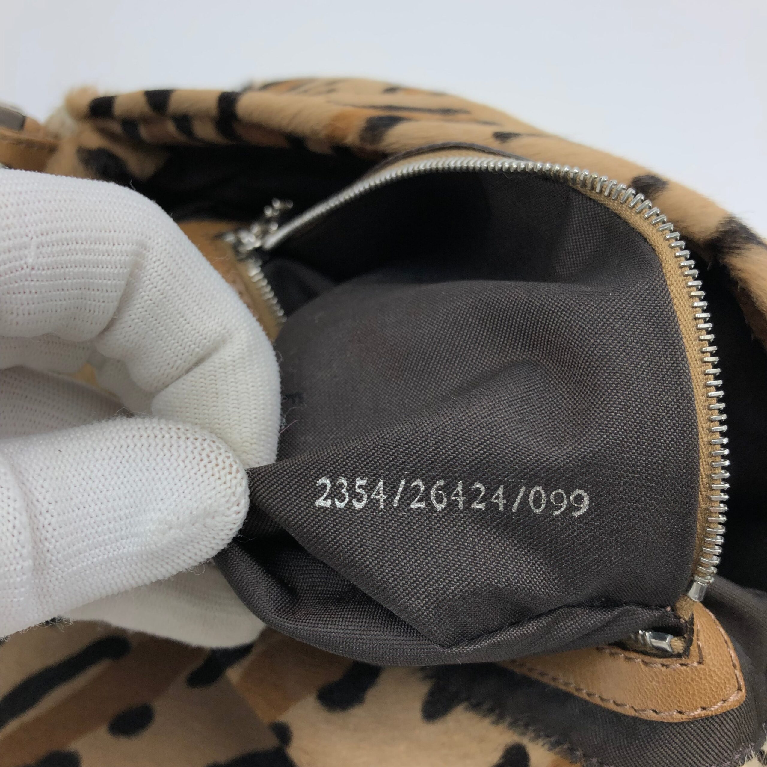 FENDI LEOPARD CALF HAIR BAGUETTE SHOULDER BAG - Image 10