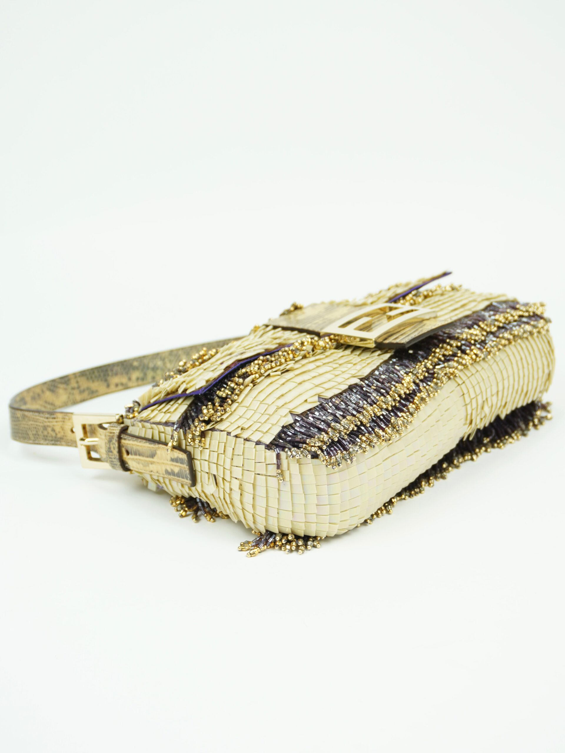 FENDI MOTHER OF PEARL BEADED BAGUETTE WITH LIZARD TRIM - Image 8