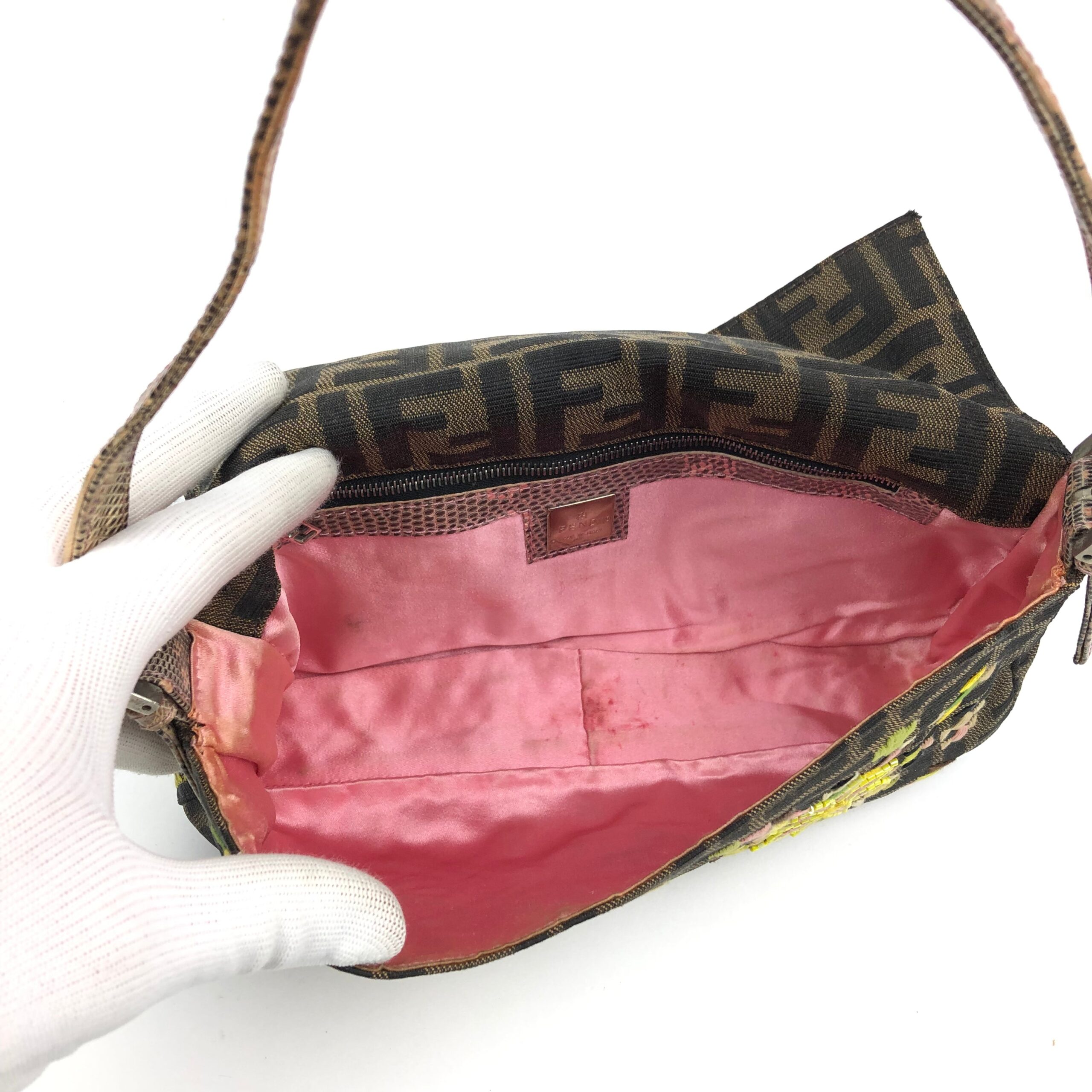 FENDI ZUCCA BEADED BAGUETTE BAG WITH EXOTIC LIZARD DETAILING - Image 9