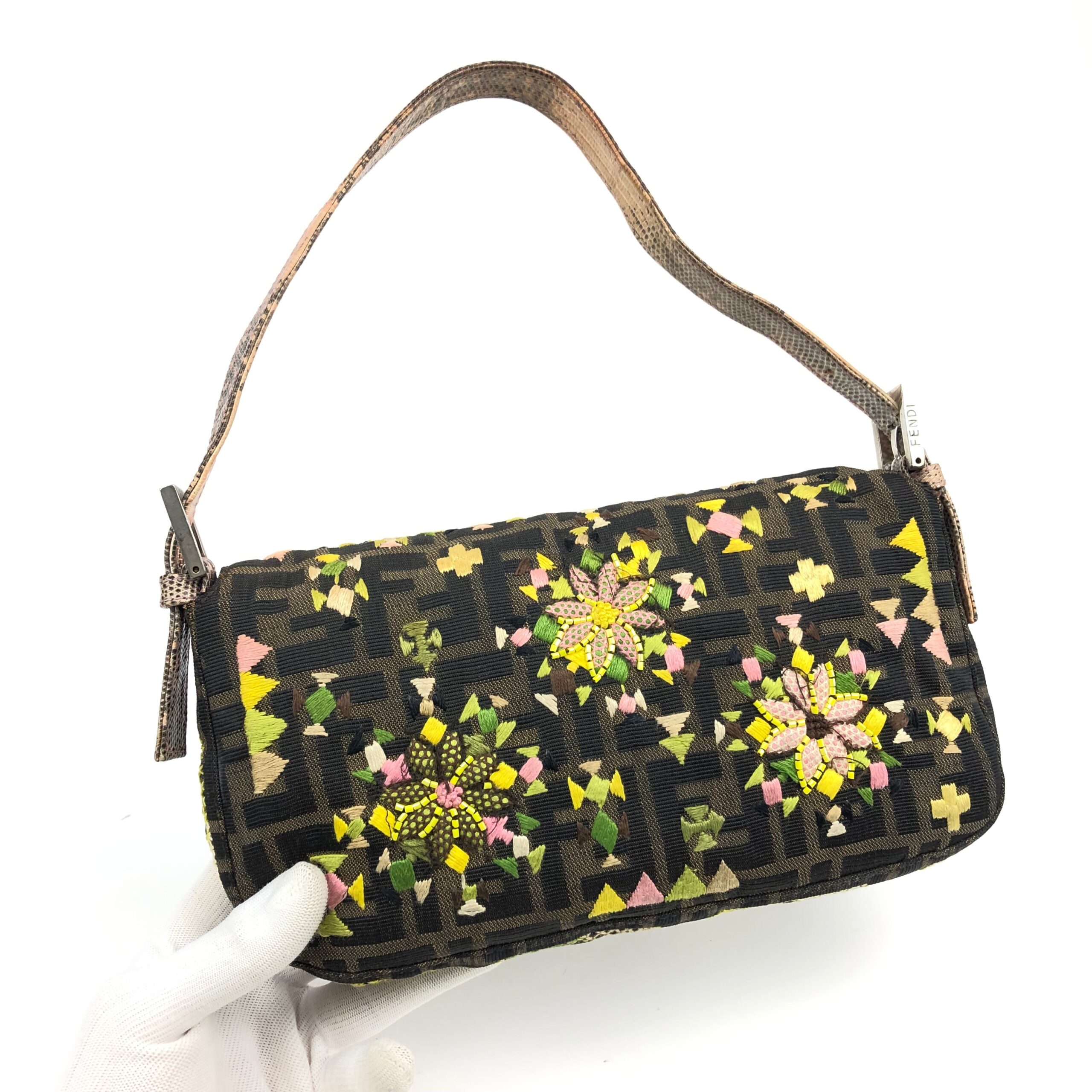 FENDI ZUCCA BEADED BAGUETTE BAG WITH EXOTIC LIZARD DETAILING - Image 5